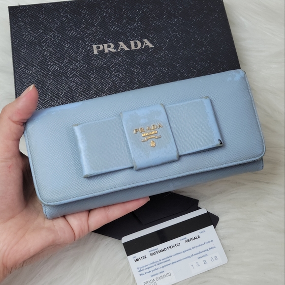 100% Authentic Prada safiano leather long wallet - Picture 1 of 12